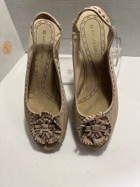 Naturalizer Taupe Open-Toe Slingback Wedge Mules with Rosette